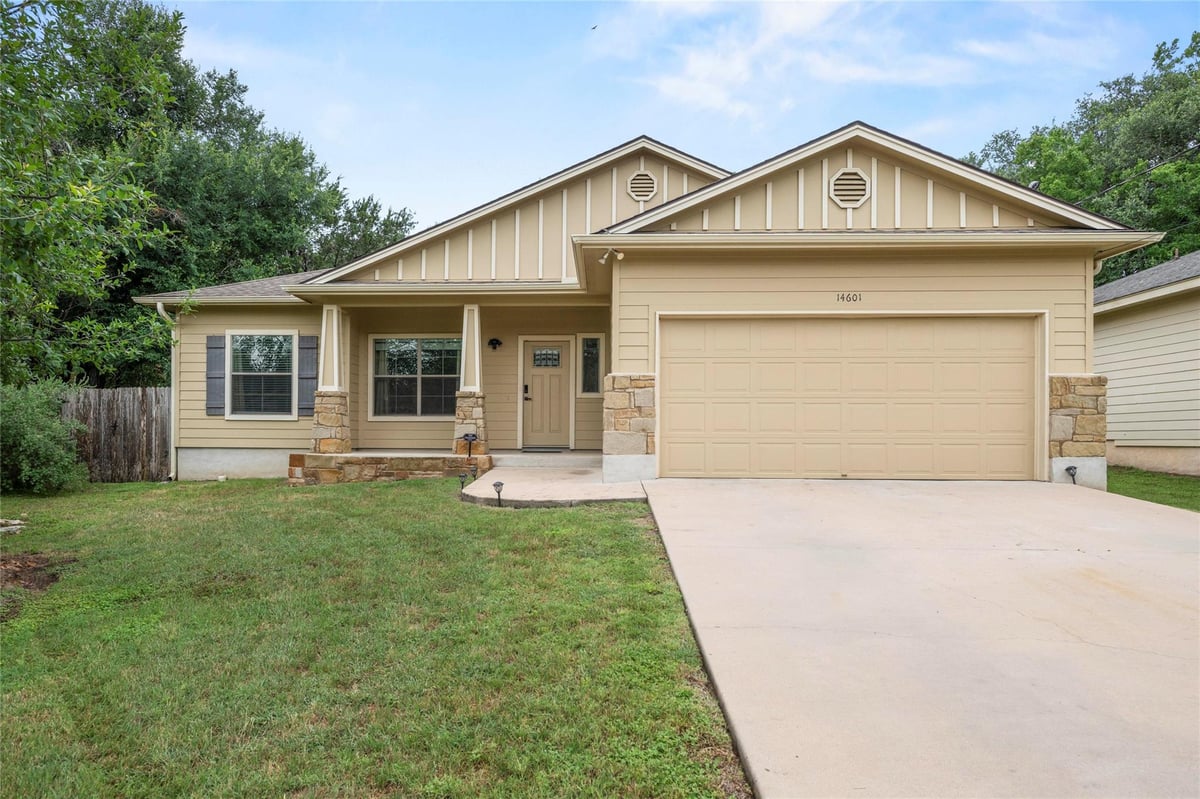 View 14601 Running Deer Trl in APACHE SHORES SEC 5 14601 Running Deer Trl - front exterior - Luxury home in APACHE SHORES SEC 5, Austin, TX
