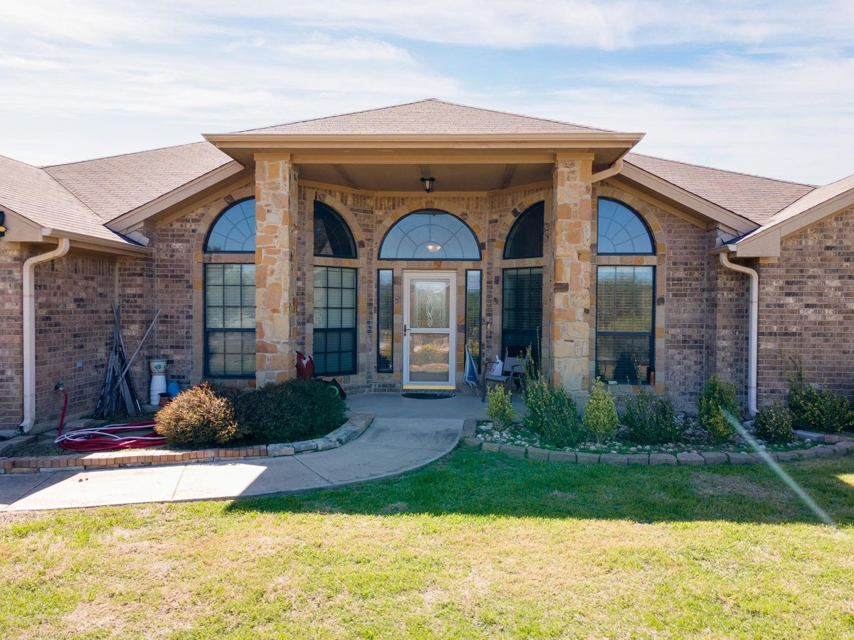 View 1467 County Road 4820 in Indian Valley 1467 County Road 4820 - front exterior - Luxury home in Indian Valley, Kempner, TX