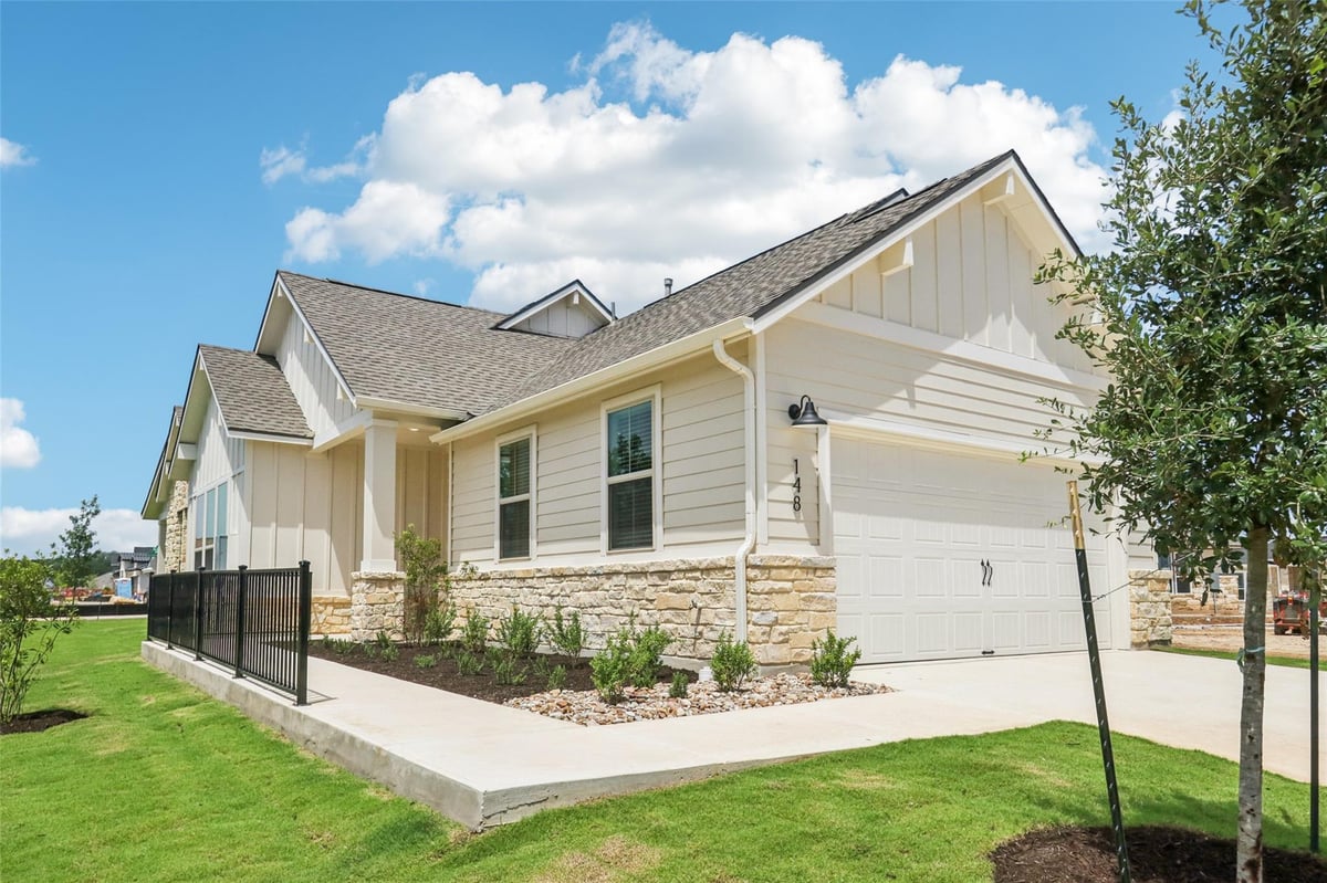 Primary bedroom at 148  Antoinette Way - 2 bed 2 bath home
