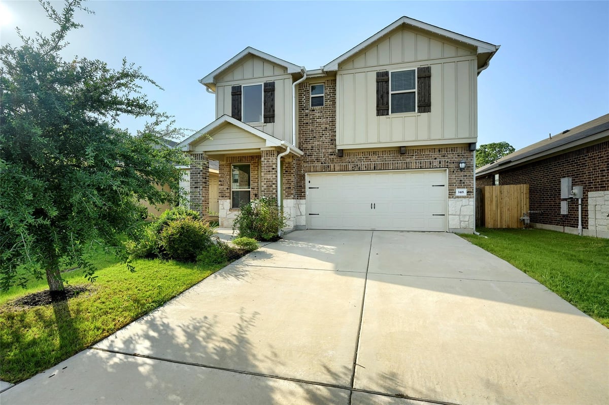 View 148 Mountain Valley ST in Morningstar Ph 2 Sec 2 & 3 148 Mountain Valley ST - property photo 1 - Luxury home in Morningstar Ph 2 Sec 2 & 3, Georgetown, TX