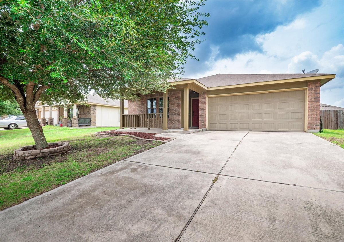 View 1480 Twin CV in Bunton Creek Ph 4 1480 Twin CV - property photo 1 - Luxury home in Bunton Creek Ph 4, Kyle, TX