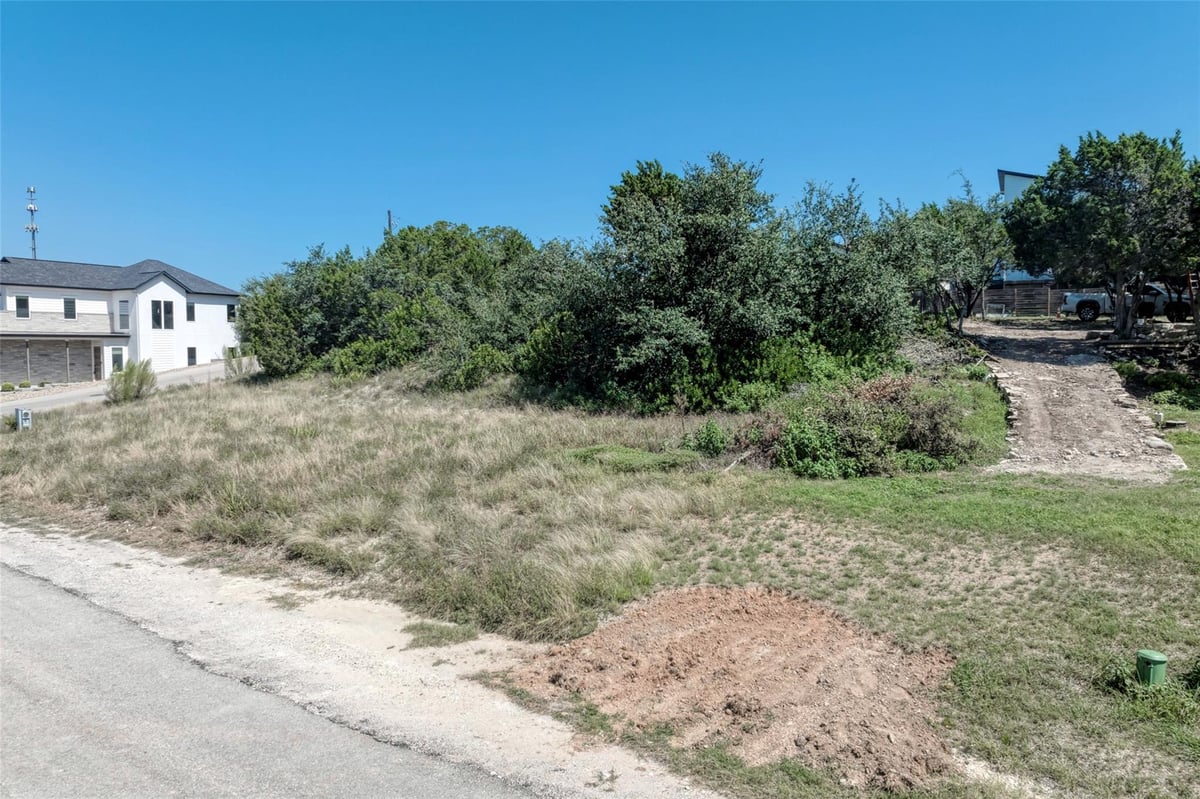 View 14904 Oklahoma ST in Mountain View 14904 Oklahoma ST - property photo 1 - Luxury lot in Mountain View, Austin, TX