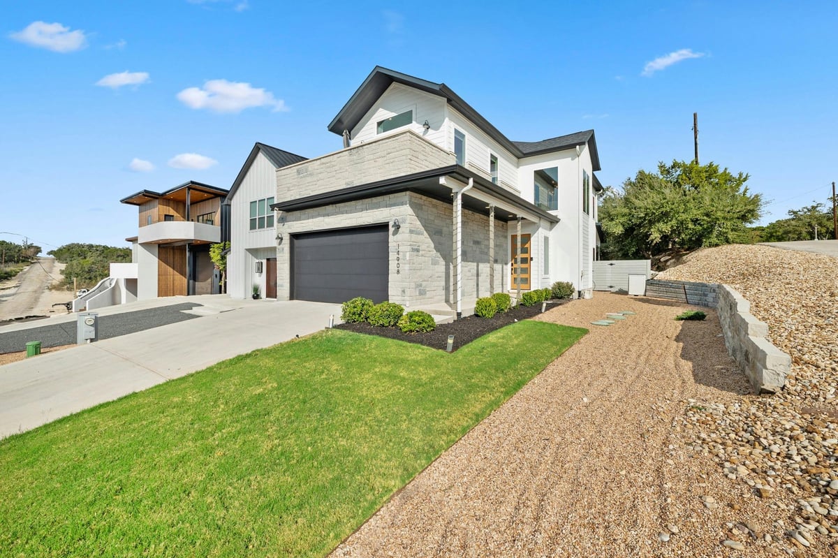 View 14908 Oklahoma St in Mountain View 14908 Oklahoma St - front exterior - Luxury home in Mountain View, Austin, TX