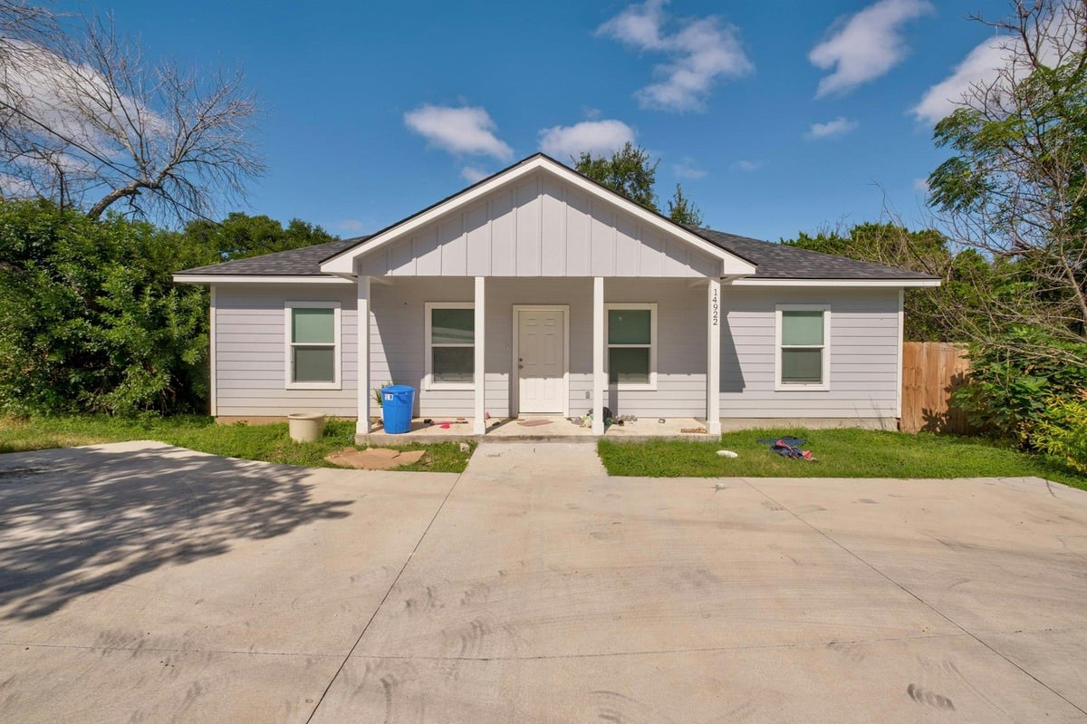 Kitchen at 14922 Running Deer Trl - 3 bed 2 bath home