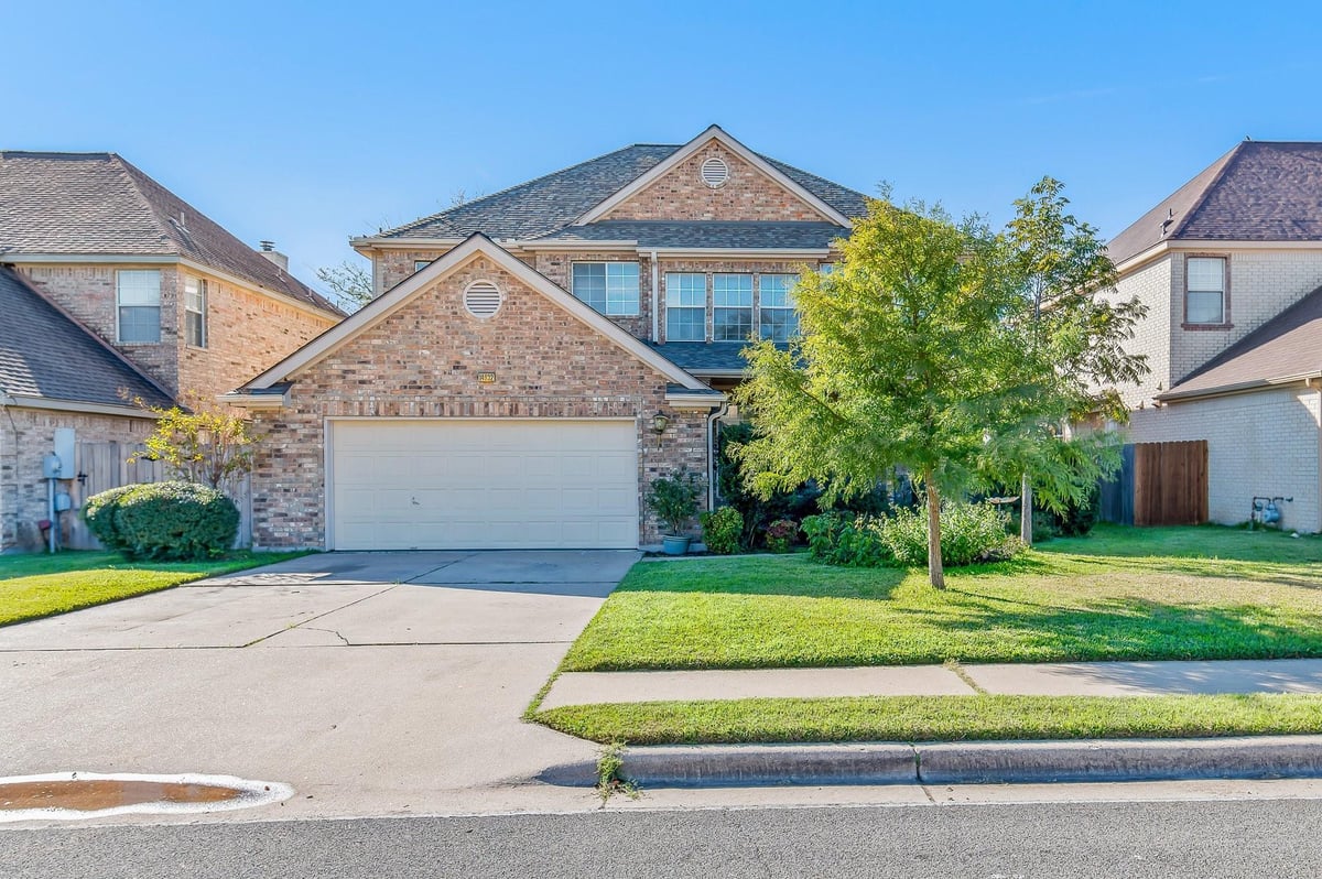 14932 CORDERO Dr - front exterior - Luxury home in DAVIS SPRING 5A, Austin, TX