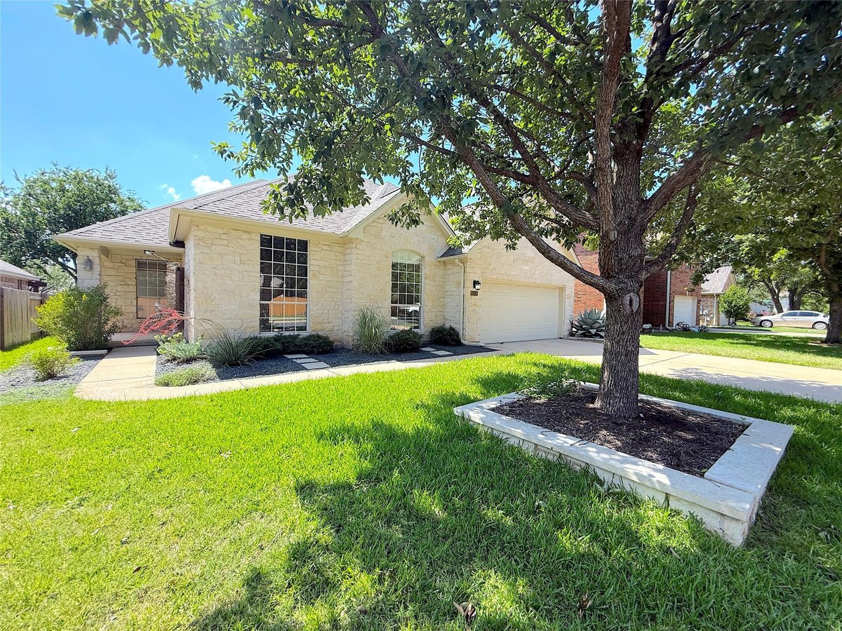 Kitchen at 14936 Thatcher Dr - 3 bed 2 bath home