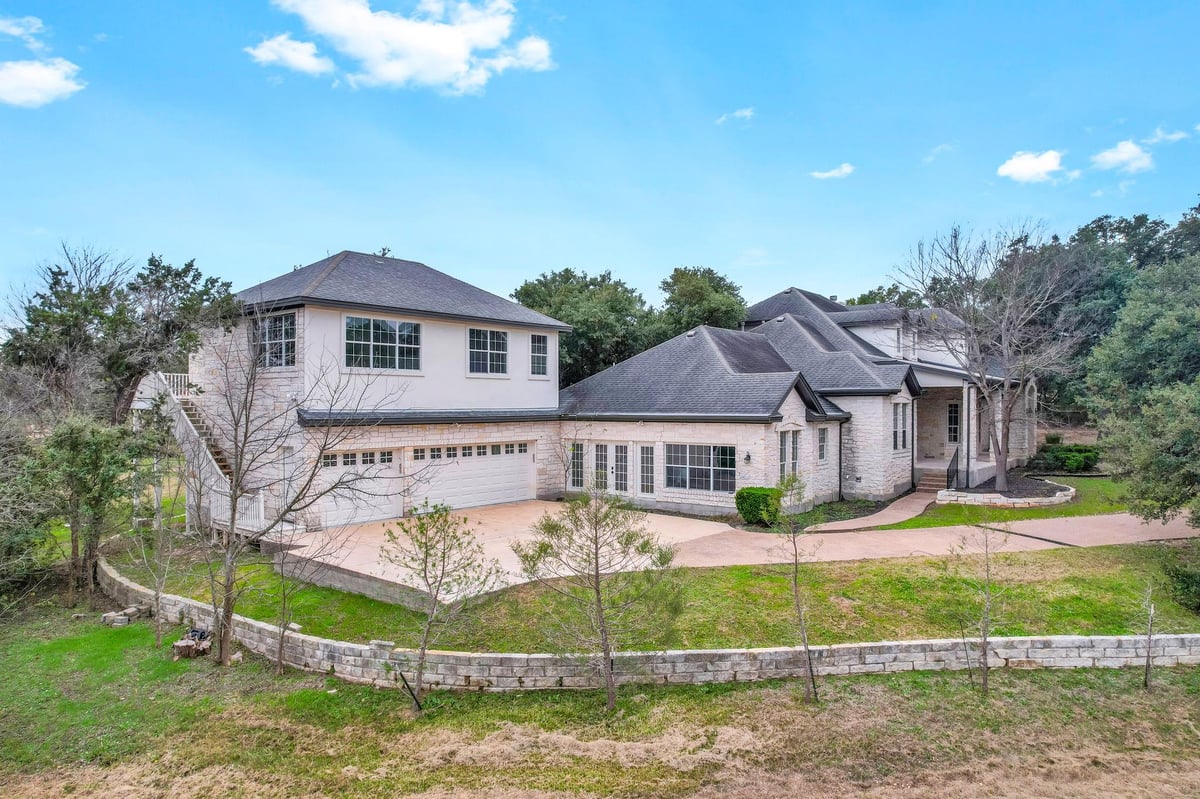 Living area at 14949 FM 1826 - 7 bed 5 bath home