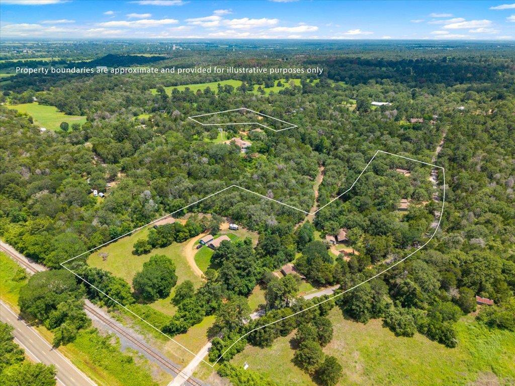 View 150 Copeland Hill RD in A4 - Austin, Stephen F. 150 Copeland Hill RD - front exterior - Luxury home in A4 - Austin, Stephen F., Smithville, TX