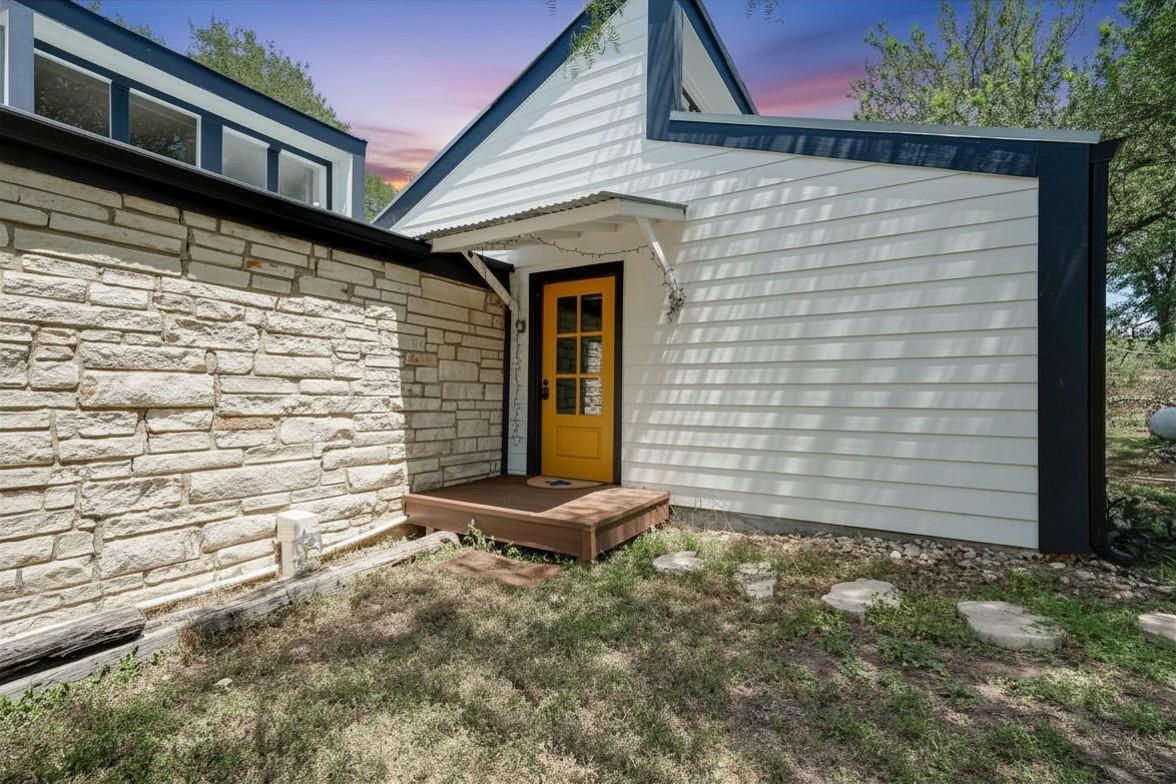 View 150 Lakeview DR in Forest Lakes 150 Lakeview DR - front exterior - Luxury home in Forest Lakes, Del Valle, TX