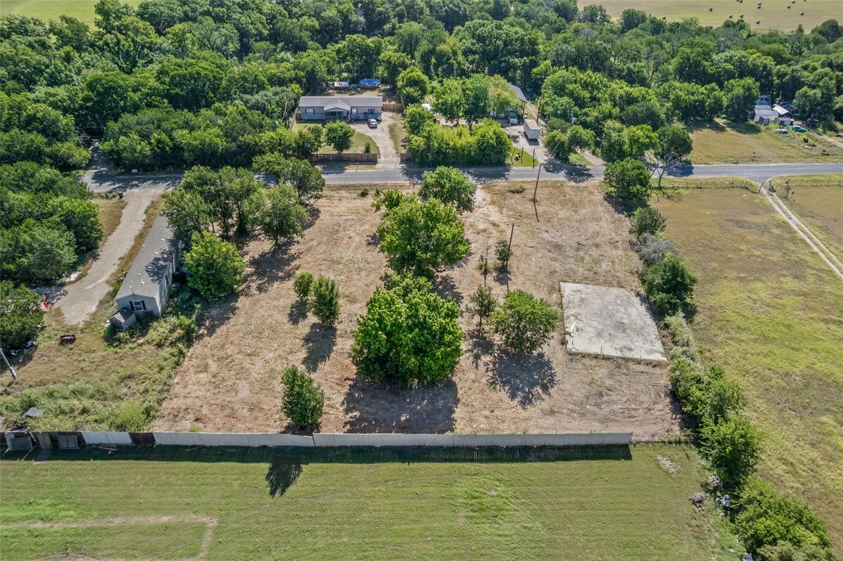 View 150 River RD in San Gabriel River Ranch 150 River RD - front exterior - Luxury lot in San Gabriel River Ranch, Liberty Hill, TX