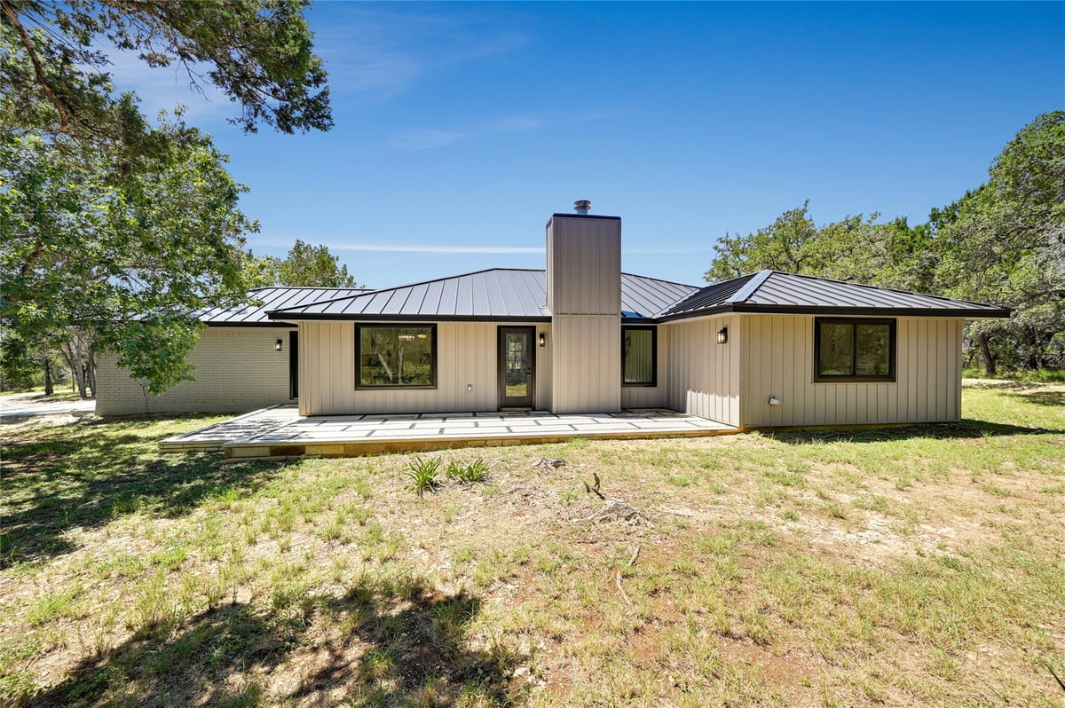 Primary bedroom at 150 Star Thistle Trl - 3 bed 2 bath home
