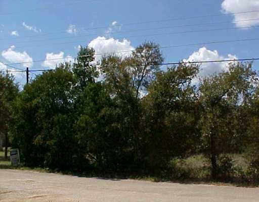 View 1500 Miami DR in Austin Lake Hills Sec 1 1500 Miami DR - property photo 1 - Luxury lot in Austin Lake Hills Sec 1, Austin, TX