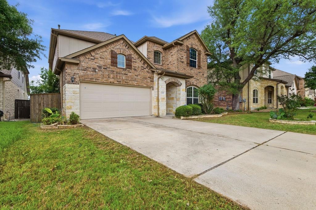 Living area at 15004 Iveans Way - 4 bed 3 bath home