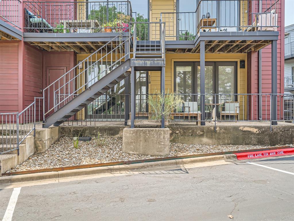 View 1501 Barton Springs RD Unit #118 in Talisman Condo Amd 1501 Barton Springs RD Unit #118 - property photo 1 - Luxury home in Talisman Condo Amd, Austin, TX