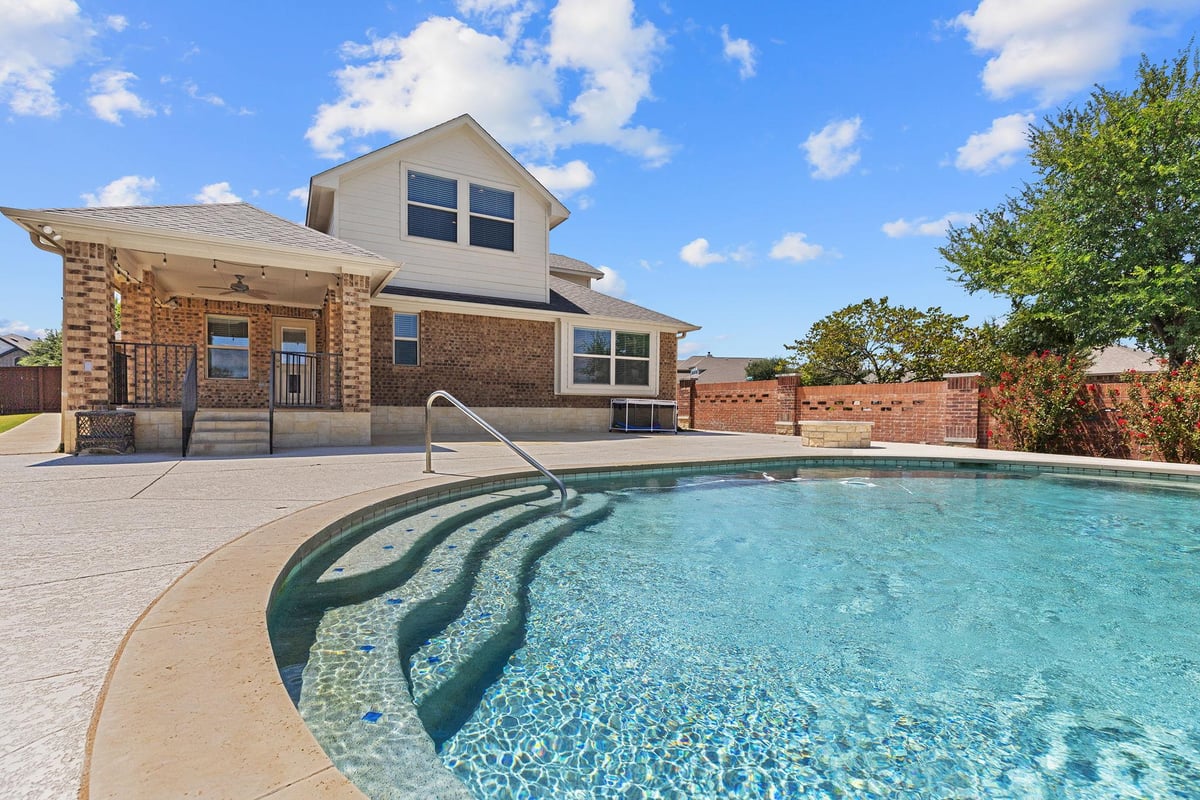 View 1501 Daylily Loop in Teravista Sec 322A Ph 2 1501 Daylily Loop - front exterior - Luxury home in Teravista Sec 322A Ph 2, Georgetown, TX