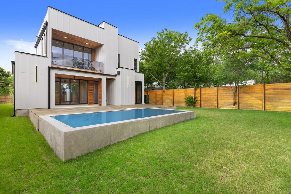View 1501 New York Ave in 1 1501 New York Ave - front exterior - Luxury home in 1, Austin, TX
