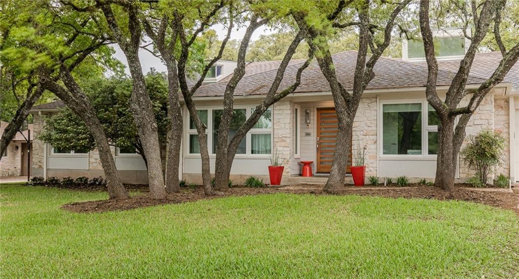 View 1502 Johnny Miller TRL in Lost Creek Sec 03-A 1502 Johnny Miller TRL - front exterior - Luxury home in Lost Creek Sec 03-A, Austin, TX