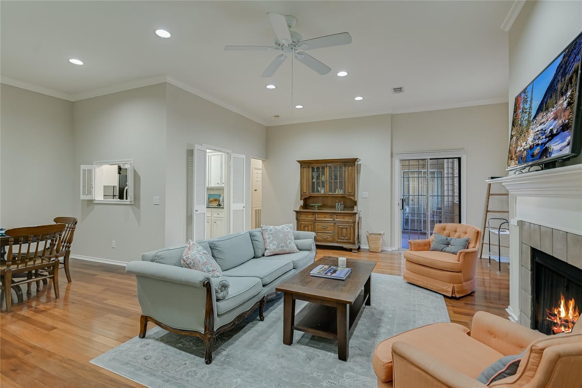 View 1502 W 5th ST Unit #H2 in Clarksville 1502 W 5th ST Unit #H2, photo 1, Clarksville, Austin, TX