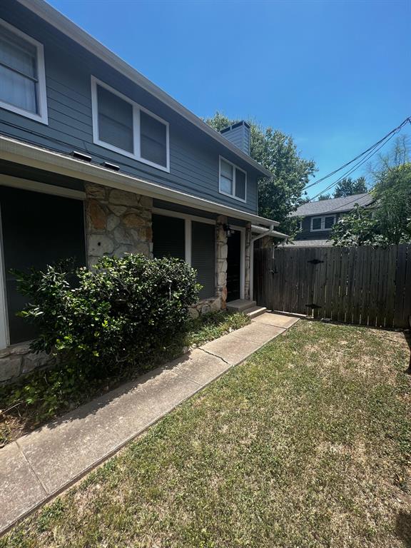 View 1503 Allen RD Unit #B in Westlake Crossroads 1503 Allen RD Unit #B - property photo 1 - Luxury home in Westlake Crossroads, Austin, TX