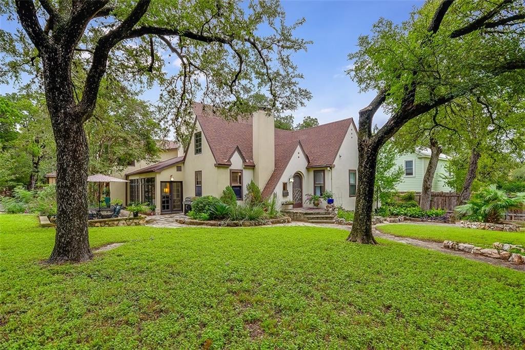 View 1503 Forest Trl in Tarrytown 1503 Forest Trl - property photo 1 - Luxury home in Tarrytown, Austin, TX