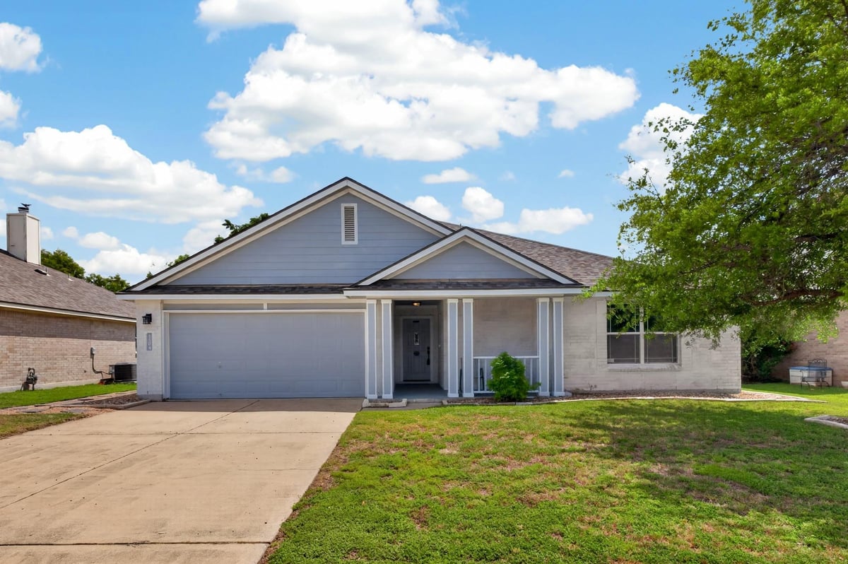 View 1504 Cora Marie DR in Heatherwilde 1504 Cora Marie DR - front exterior - Luxury home in Heatherwilde, Pflugerville, TX