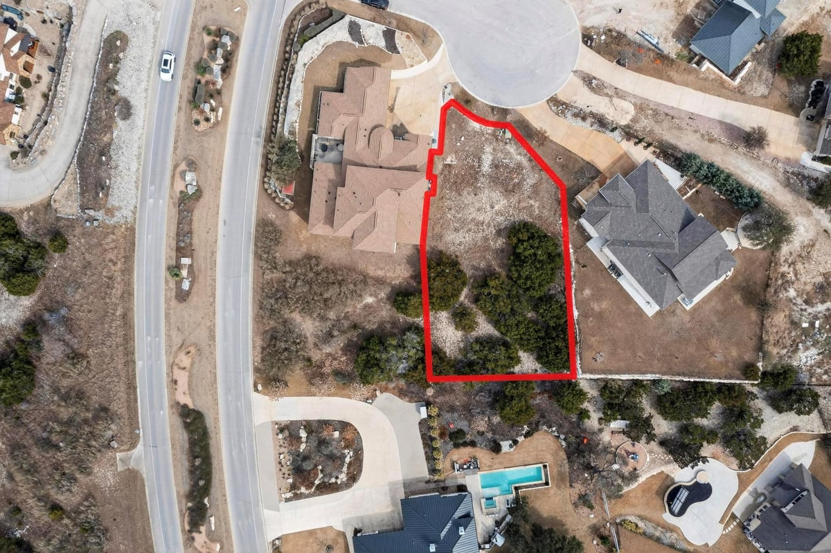 View 1505 Chalk Bluff Ct in Crystal Falls 1505 Chalk Bluff Ct - front exterior - Luxury lot in Crystal Falls, Leander, TX