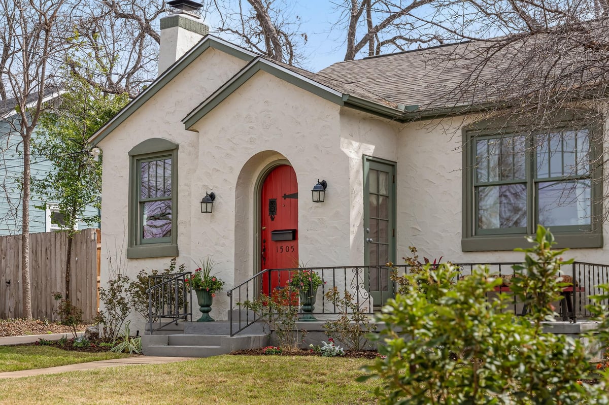 1505 Wethersfield Rd - front exterior - Luxury home in Enfield F, Austin, TX
