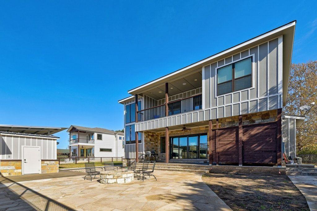 Primary bedroom at 1506 Hill Top Dr Unit #A, B, & E - 3 bed 2 bath home