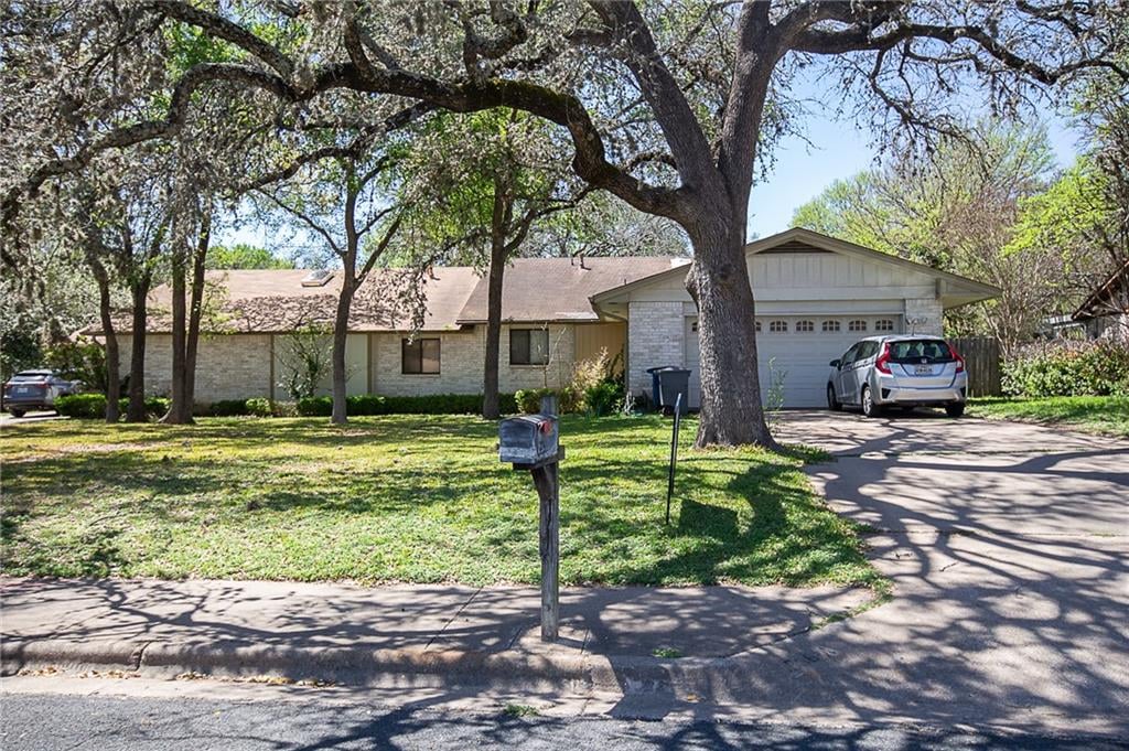 View 1506 Terrapin CT Unit #A in Beecave Woods Sec 02-Aa 1506 Terrapin CT Unit #A - front exterior - Luxury home in Beecave Woods Sec 02-Aa, Austin, TX
