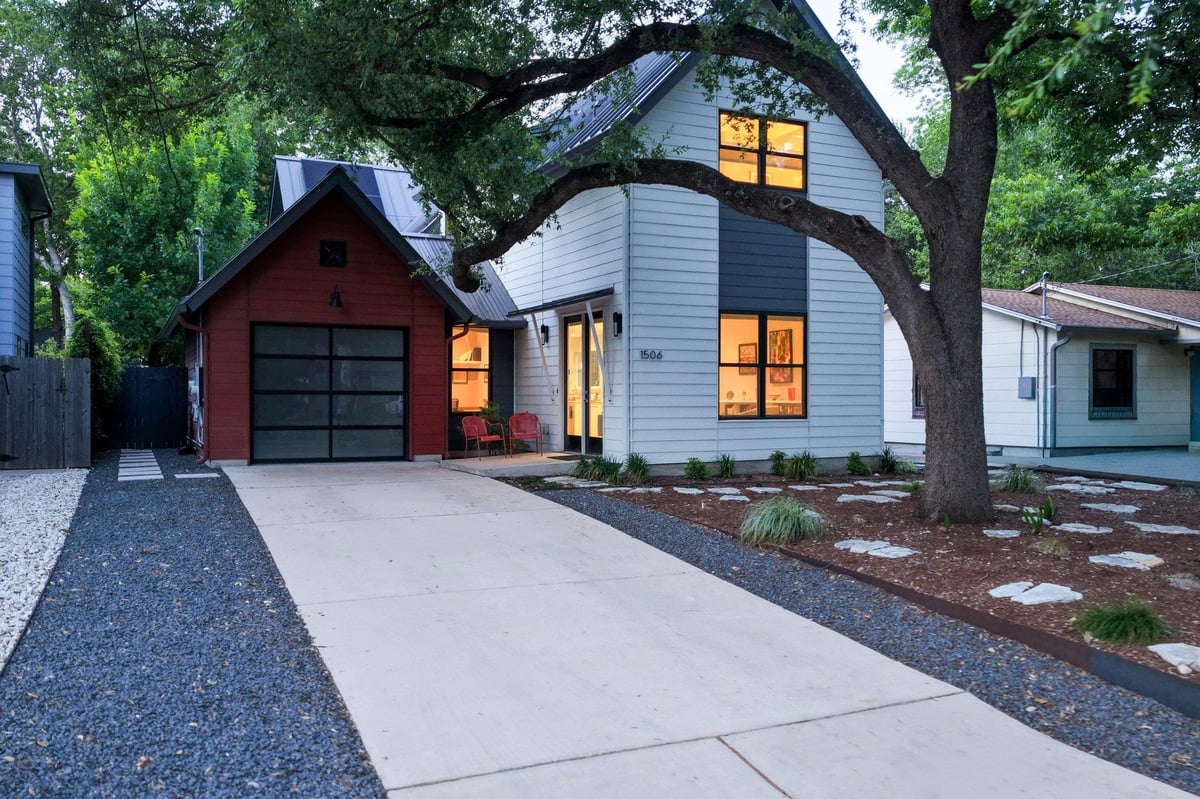 View 1506 W Saint Johns Ave in Crestview 1506 W Saint Johns Ave - front exterior - Luxury home in Crestview, Austin, TX