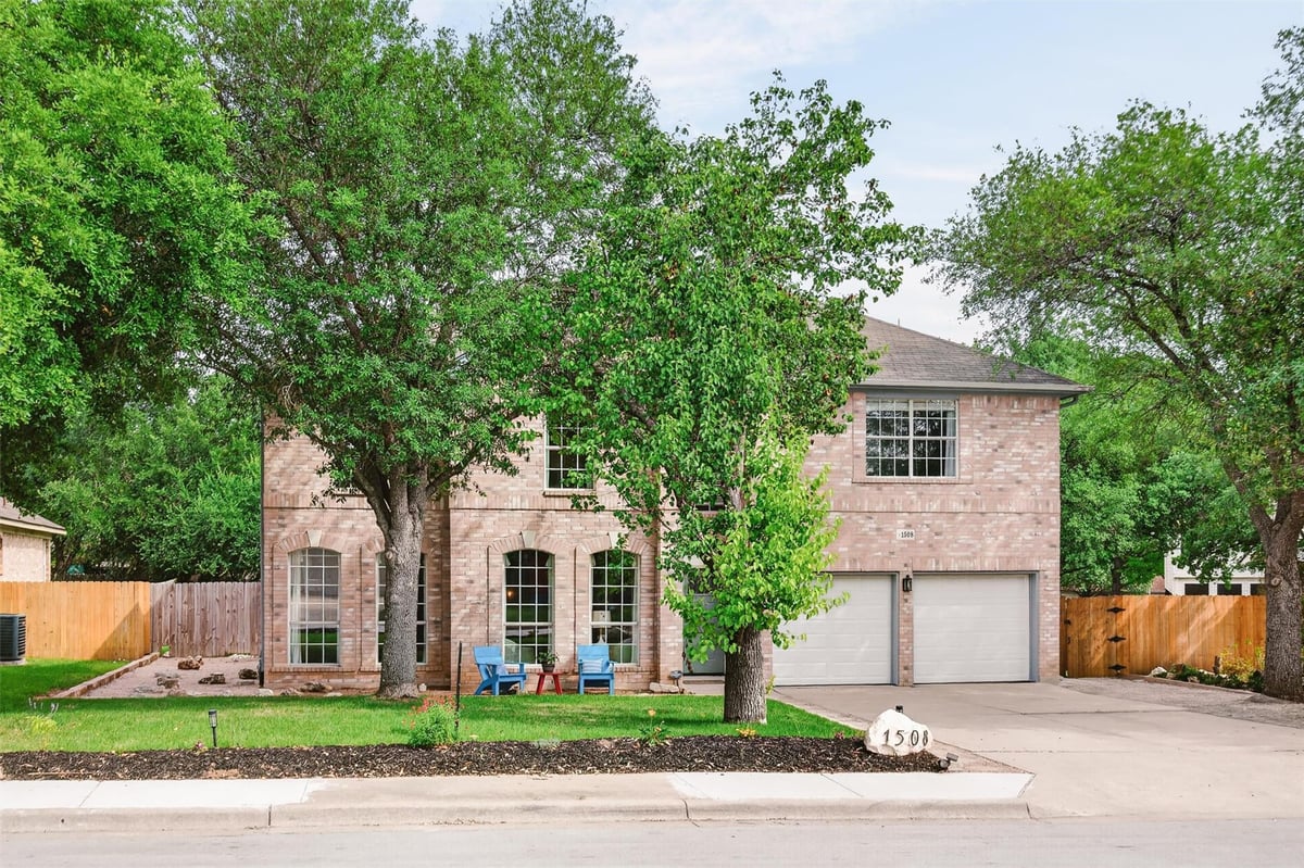 View 1508 Deer Ledge Trl in BUTTERCUP CREEK PH 4 SEC 1-2 1508 Deer Ledge Trl - front exterior - Luxury home in BUTTERCUP CREEK PH 4 SEC 1-2, Cedar Park, TX