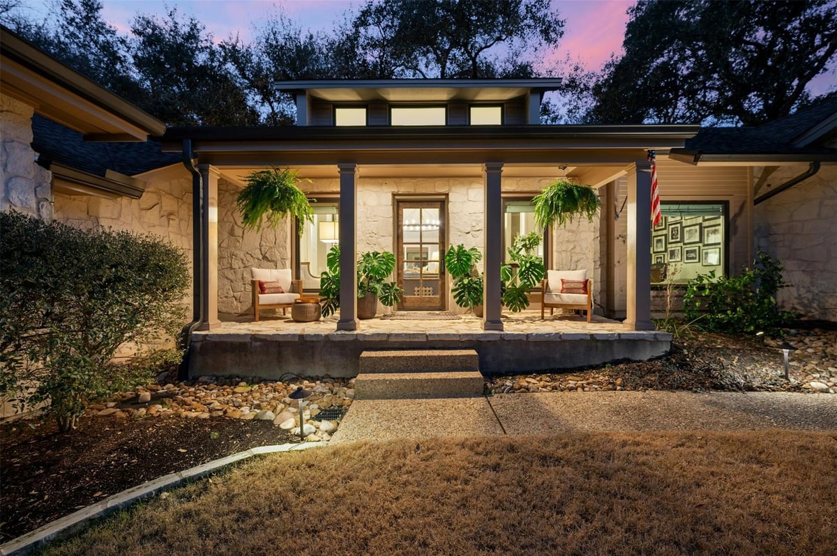View 1509 Easy ST in Easy Street 1509 Easy ST - front exterior - Luxury home in Easy Street, Austin, TX