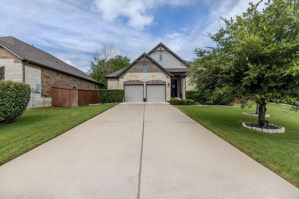View 1509 Highland Ridge RD in Oaks at San Gabriel 1509 Highland Ridge RD - front exterior - Luxury home in Oaks at San Gabriel, Georgetown, TX