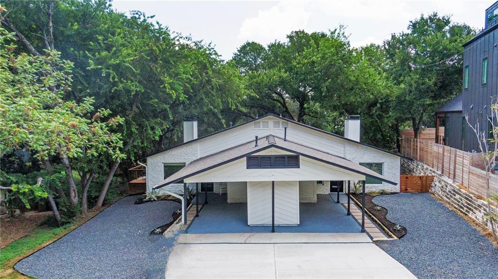 View 1509 Oak Heights Dr Unit #A & B in Elmhurst Oaks 1509 Oak Heights Dr Unit #A & B - front exterior - Luxury home in Elmhurst Oaks, Austin, TX