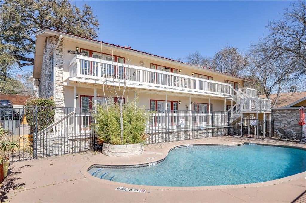 View 1510 W 6th ST Unit #102 in 1510 West 6th Street Condo 1510 W 6th ST Unit #102 - front exterior - Luxury home in 1510 West 6th Street Condo, Austin, TX