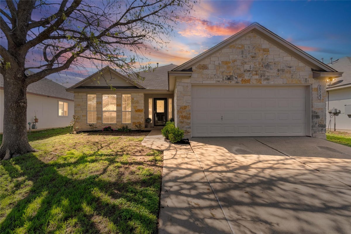 View 15101 Nordyke LN in Austins Colony Sec 7a 15101 Nordyke LN - property photo 1 - Luxury home in Austins Colony Sec 7a, Austin, TX