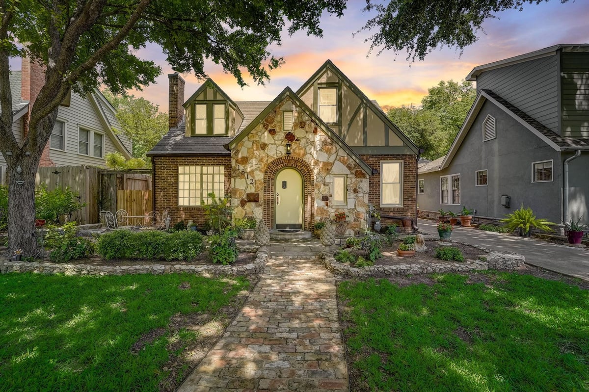 View 1512 Northwood Rd in Edgemont 1512 Northwood Rd - front exterior - Luxury home in Edgemont, Austin, TX