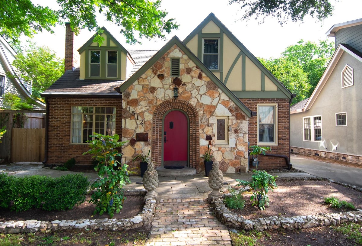 View 1512 Northwood Rd in Edgemont 1512 Northwood Rd - front exterior - Luxury home in Edgemont, Austin, TX