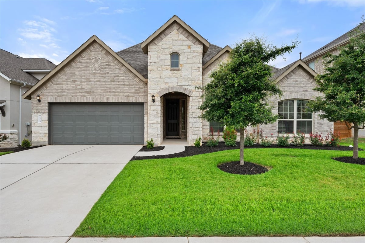 View 1513 Hinterwald ST in Bluffview Ph 1 1513 Hinterwald ST - property photo 1 - Luxury home in Bluffview Ph 1, Leander, TX