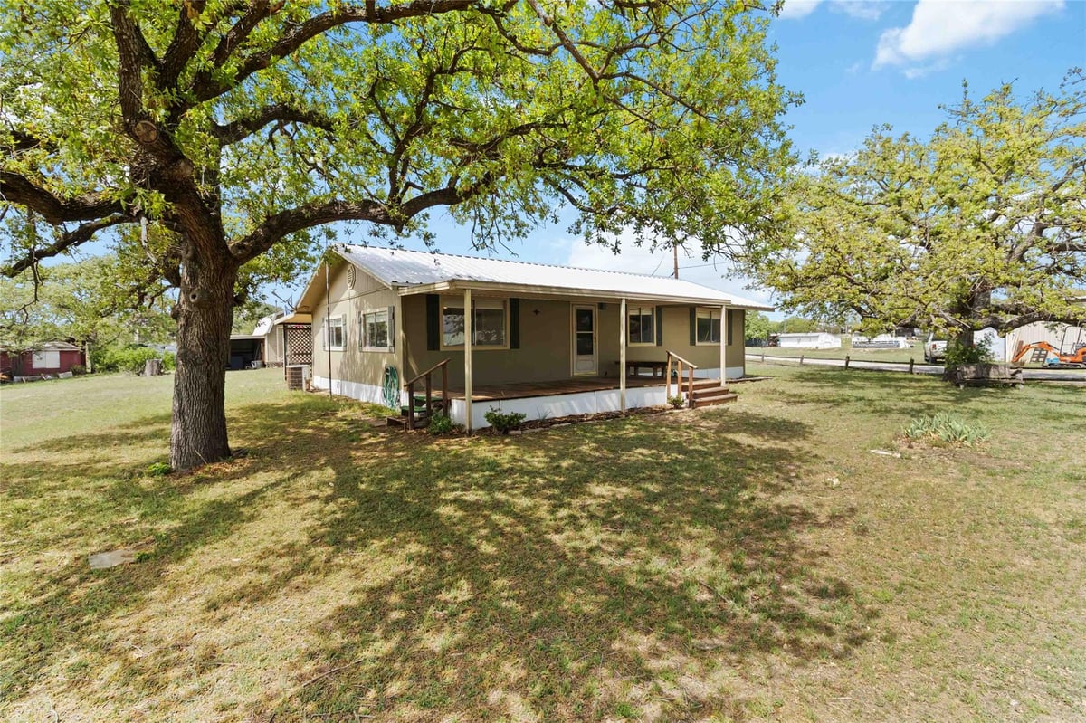 View 1515 Bee Ln in Buchanan Lake Village 1515 Bee Ln - front exterior - Luxury home in Buchanan Lake Village, Tow, TX