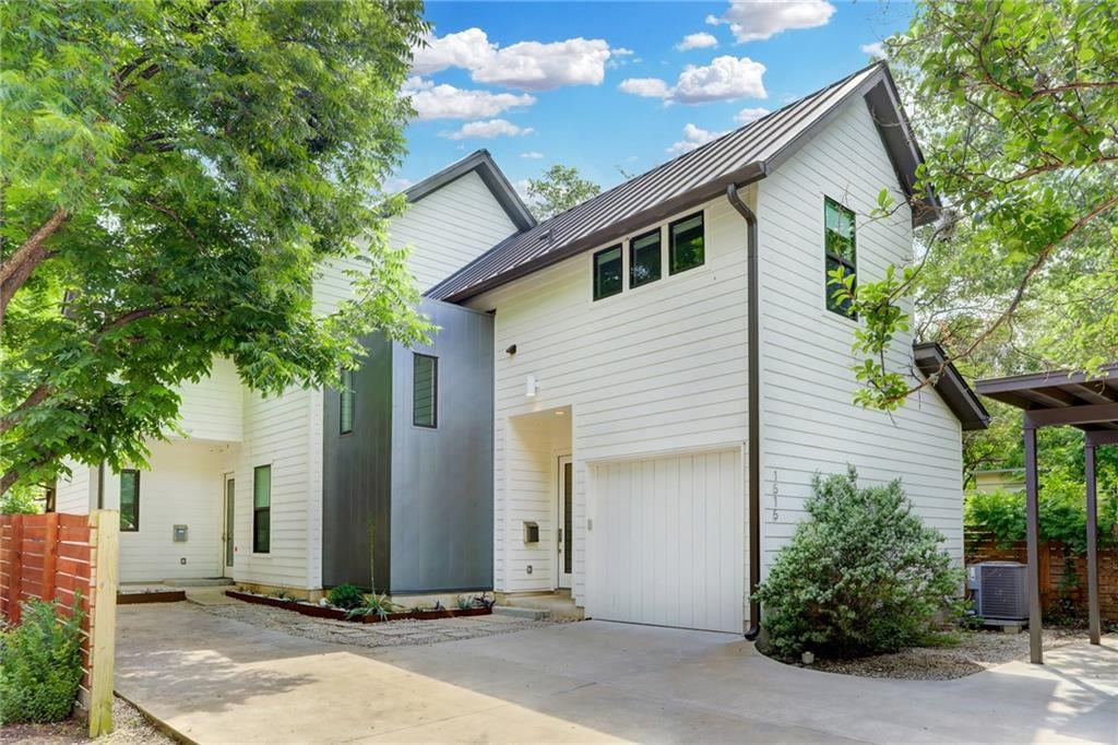 View 1515 Hether St Unit #B in Staehely & Wendlandt Resub Fredericks 1515 Hether St Unit #B - front exterior - Luxury home in Staehely & Wendlandt Resub Fredericks, Austin, TX