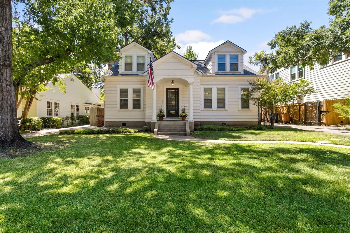 View 1515 W 30th ST in Bryker Woods 1515 W 30th ST, photo 1, Bryker Woods, Austin, TX