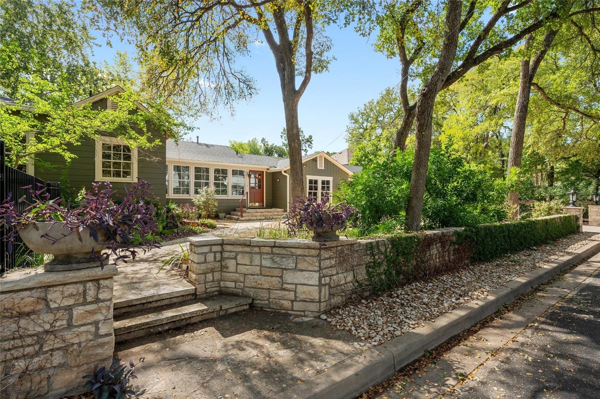 1516 Forest TRL - property photo 1 - Luxury home in Westfield A, Austin, TX