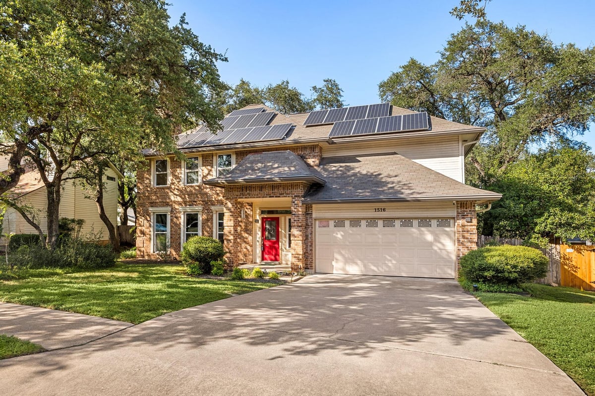 1516 Garnaas DR - front exterior - Luxury home in Gracywoods, Austin, TX