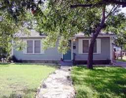 View 1516 KINNEY Ave in BARTON HEIGHTS B 1516 KINNEY Ave - property photo 1 - Luxury home in BARTON HEIGHTS B, Austin, TX