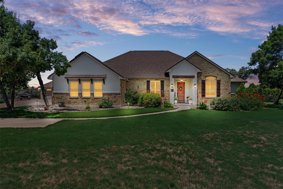 View 152 Whitney Woods CIR in Park Estates Sec 1 152 Whitney Woods CIR - property photo 1 - Luxury home in Park Estates Sec 1, Georgetown, TX
