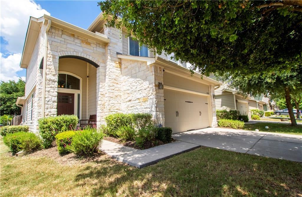 View 1520 Huckleberry Ln in Sage Meadow Condo Amd 1520 Huckleberry Ln - front exterior - Luxury home in Sage Meadow Condo Amd, Austin, TX