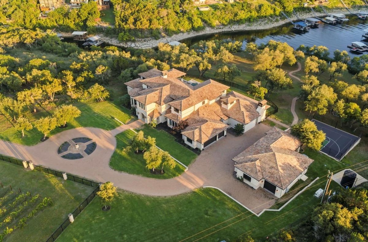 View 15201 FM 2769 in ABS 170 SUR 152 COLEMAN 15201 FM 2769 - front exterior - Luxury home in ABS 170 SUR 152 COLEMAN, Leander, TX