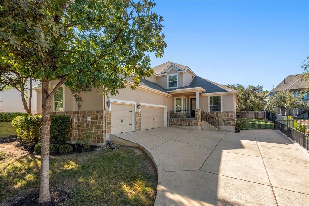 View 15201 Joseph DR in Cardinal Hills Unit 04A 15201 Joseph DR - front exterior - Luxury home in Cardinal Hills Unit 04A, Lakeway, TX