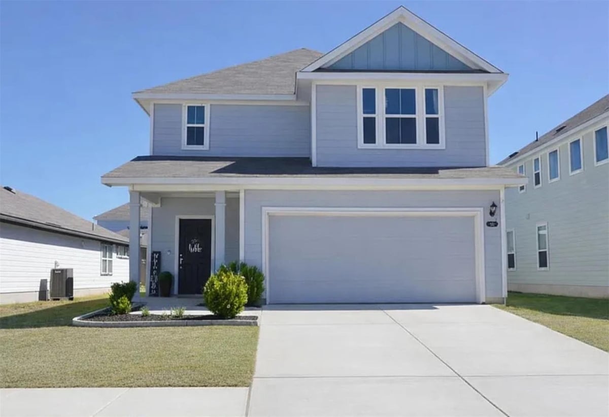 View 153 Blue Agate CT in Balcones Flats 153 Blue Agate CT - property photo 1 - Luxury home in Balcones Flats, Jarrell, TX